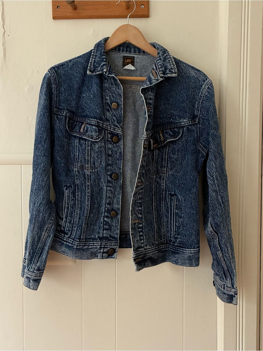 Lee Women’s vintage Dark acid wash Denim Jacket - Blue
